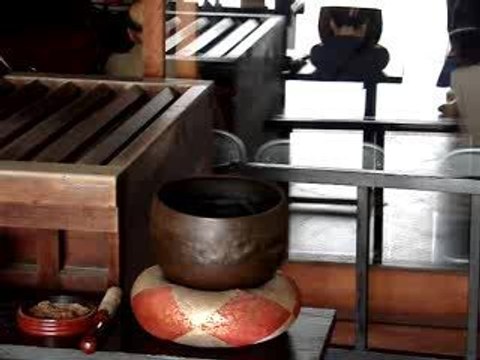 priere au temple de kanon / kyoto