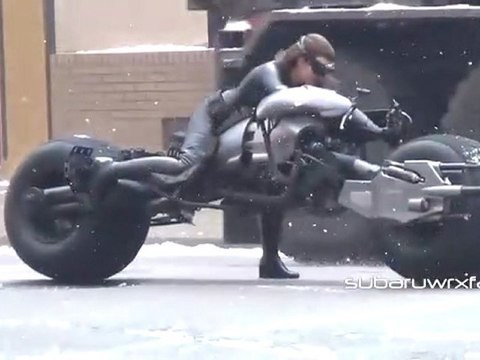 The Dark Knight Rises - Catwoman / Tumbler Chase On Set #3