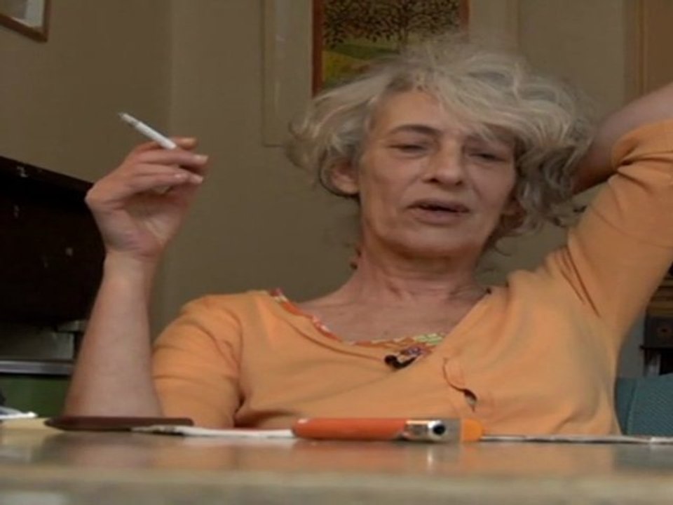 Portrait de l’artiste Myriam Delhaes réalisé par Jean-Pierre Feger