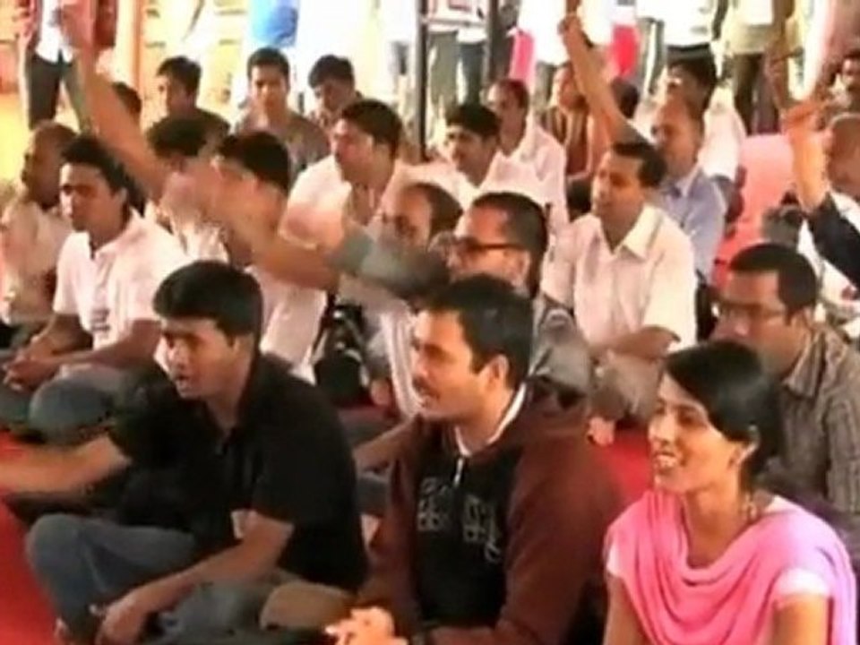 India hunger strike veteran held