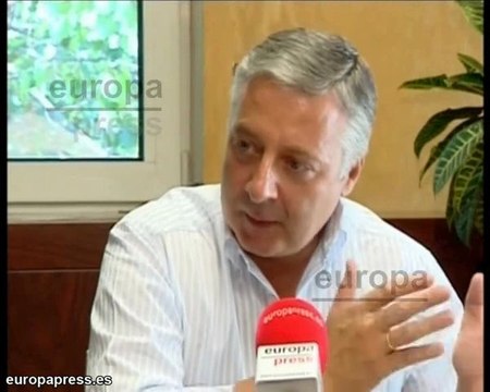 Blanco: Rubalcaba va a más y Rajoy a menos