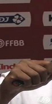 Sport365: Basketball - Boris Diaw Agresser avant d'être agressés