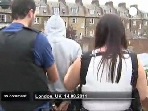 Raid policier à Londres - no comment