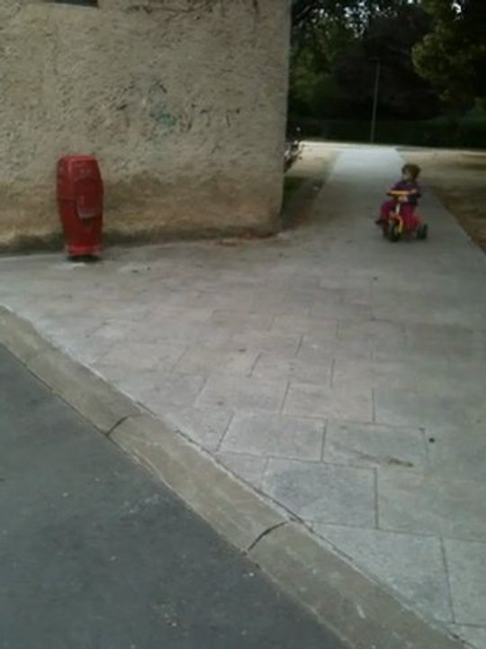 romann et nina sur vélo