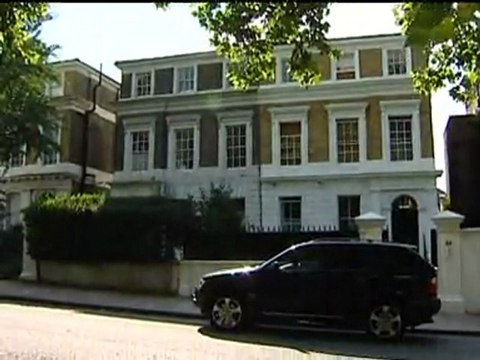 Ronnie Wood backs Amy Winehouse rehab foundation