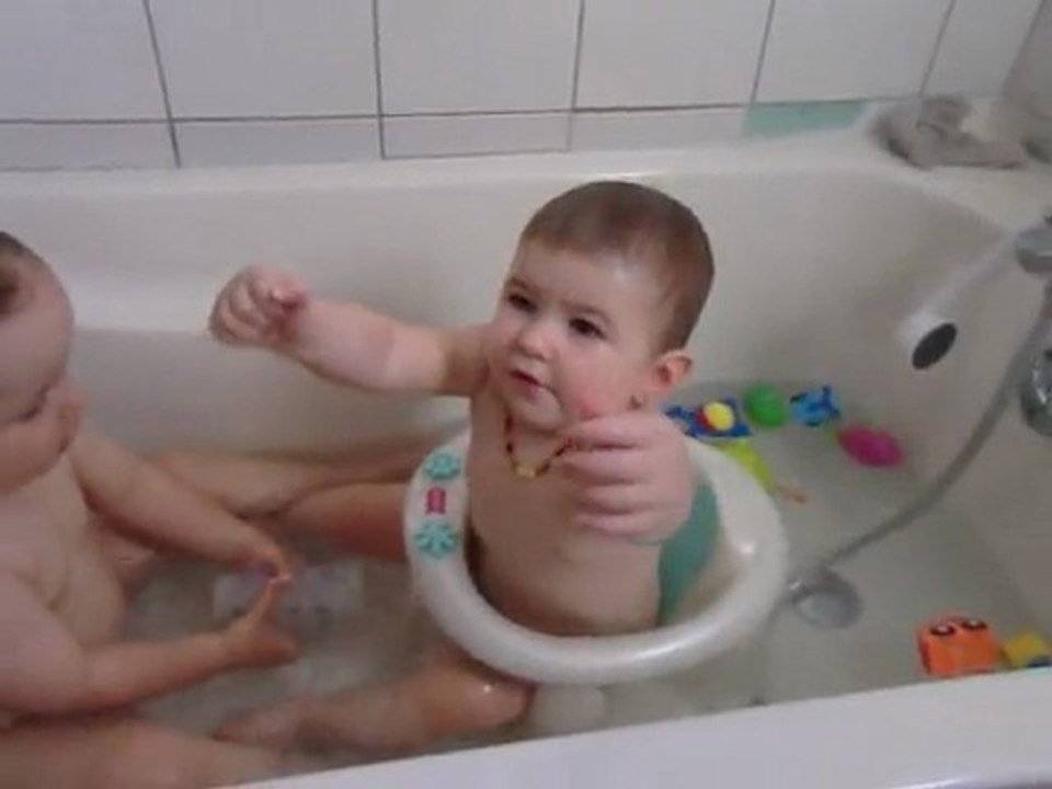 les couz'' au bain