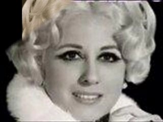 Behiye AKSOY - BEN O DEFTERİ ÇOKTAN KAPADIM