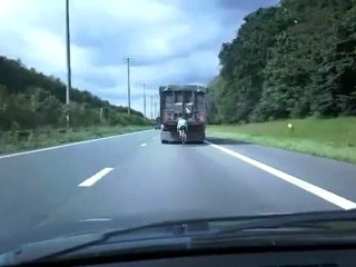 Быстрая езда на велике(strangeworlds.at.ua)