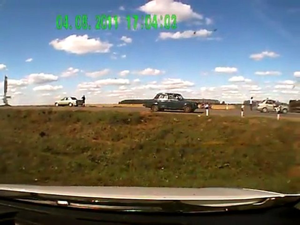 Неудачный обгон-авария/auto crash(strangeworlds.at.ua)