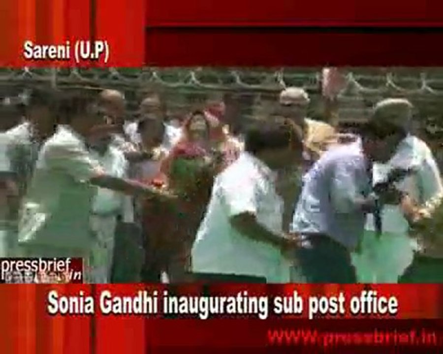 Sonia Gandhi inaugurating sub post office (sareni) 17 may 2010