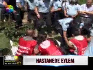 Samsunda işlerine dönmek için direnen üyelerimize saldırı