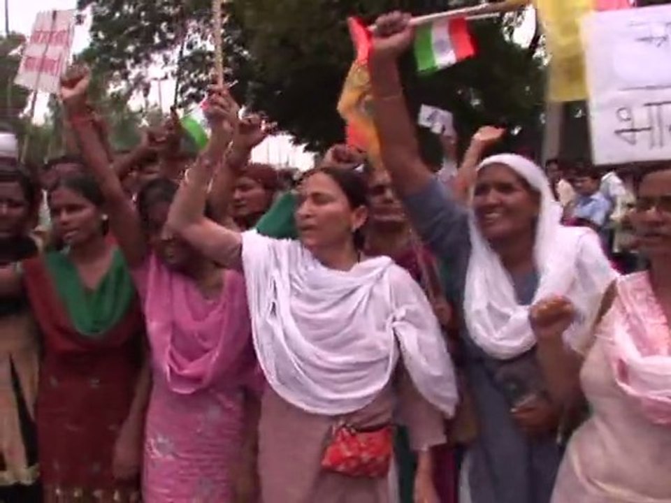 Inde: des dizaines de milliers de manifestants anticorruption