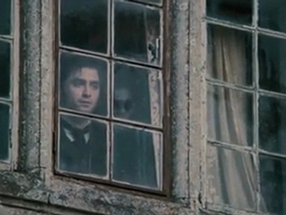 The Woman in Black  New Movie Trailer 2012 (Daniel Radcliffe)