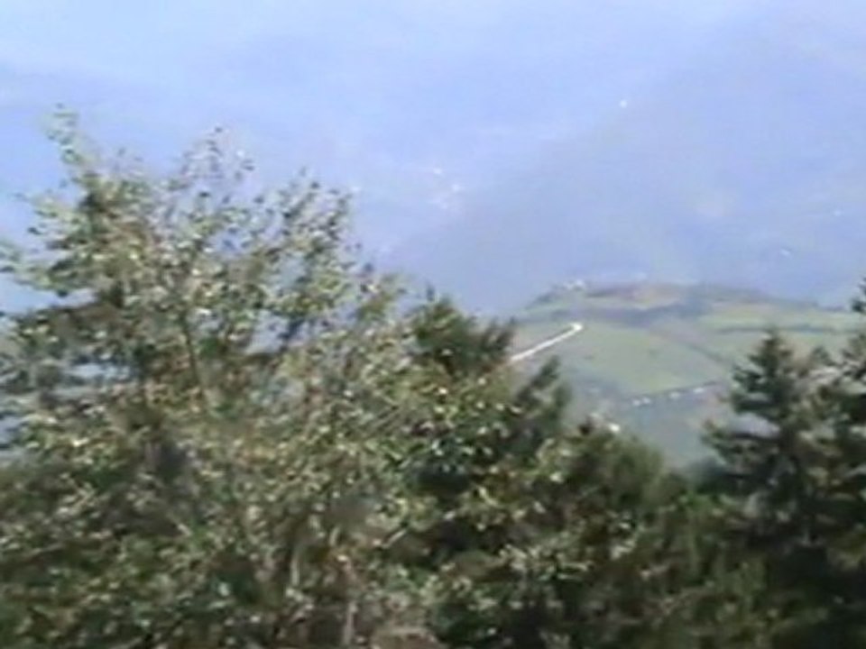 M2U00240