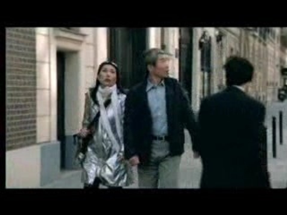 Un couple de japonais à Paris...