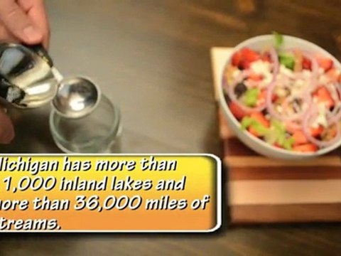 Michigan Salad & Basic Tangy Balsamic Vinaigrette - Funktified Food #29