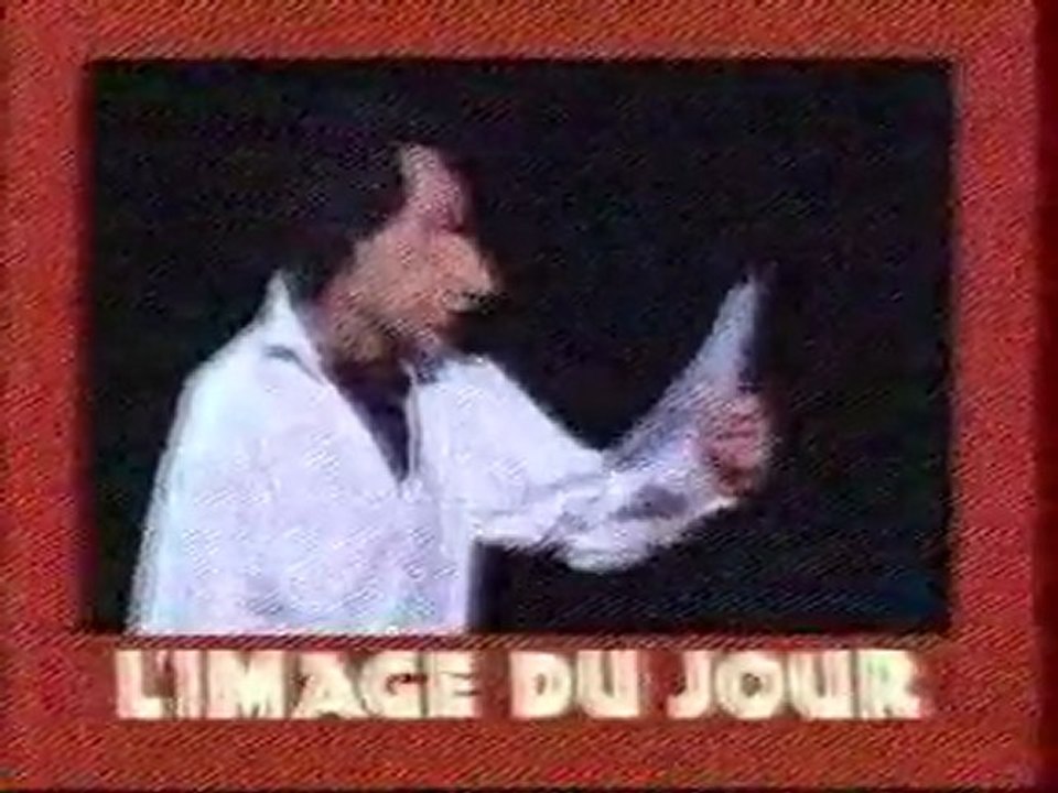 Extrait De l'emission LES GUIGNOLS DE L'INFO juin 1994 Canal+