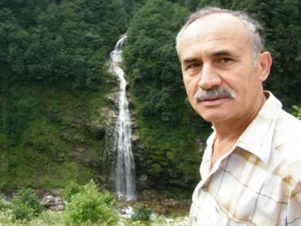 Emel Sayın-Seni ben unutmak istemedim ki