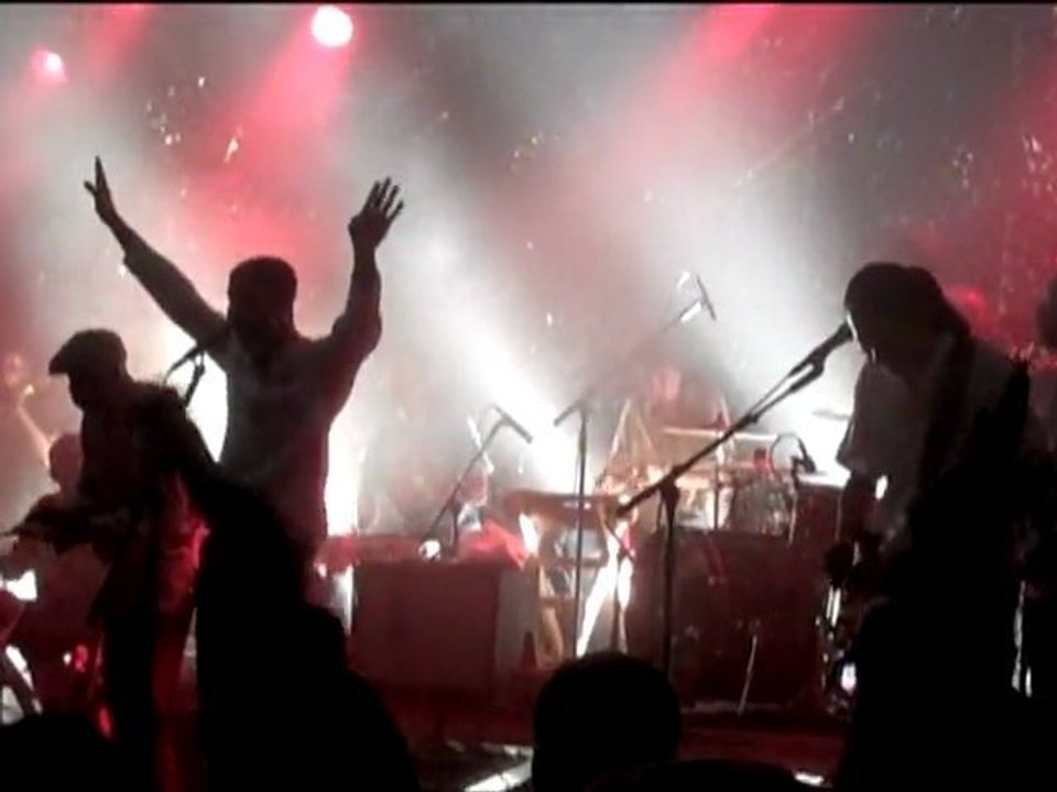 Walko feat Kiala - Escales 2011