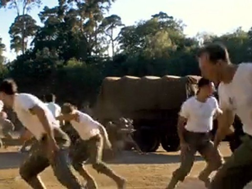 Captain America : The First Avenger - Extrait "Grenade" [VOST-HD]