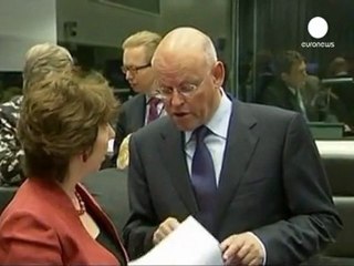 Esad'a Washington ve Avrupa Birliği'nden 'çekil' baskısı