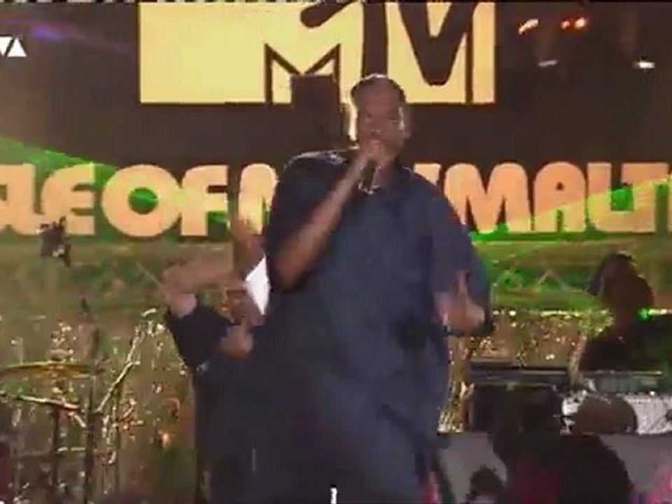 Snoop Dogg "What's my Name?" Live @ World Stage / Isle of MTV, Fosos Square, Floriana, Malta, 06-30-2011 Pt.4