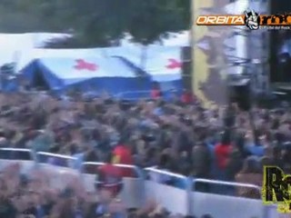 SOMBRAS,,La Derecha presentacion en Rock al Parque 2011