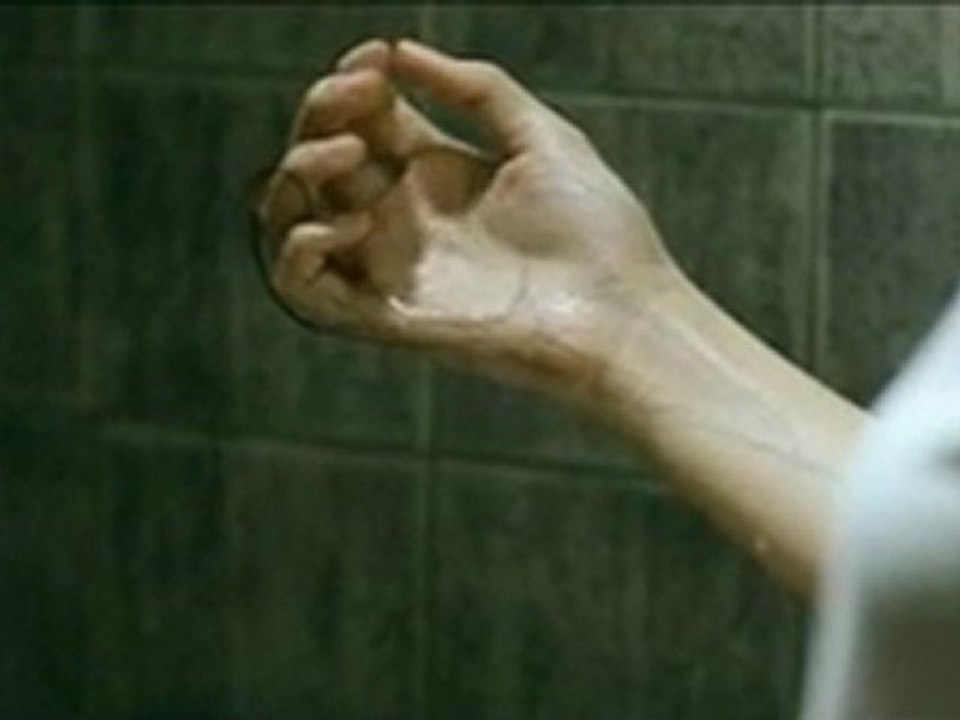 หนังฟรีที่ friendfans.blogspot.com นะจ๊ะ °^ ^