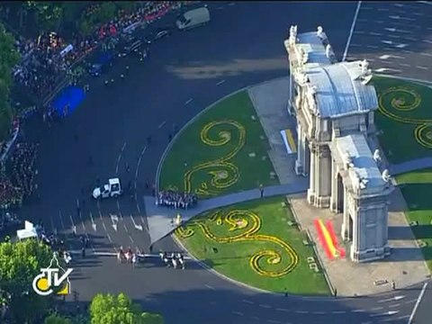 Benedict al XVI-lea: Construiţi pe Cristos, stânca noastră