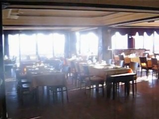 restaurantta ortam dezenfeksiyonu uygulaması yapılırken