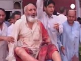 Dozens killed in Pakistan mosque blast