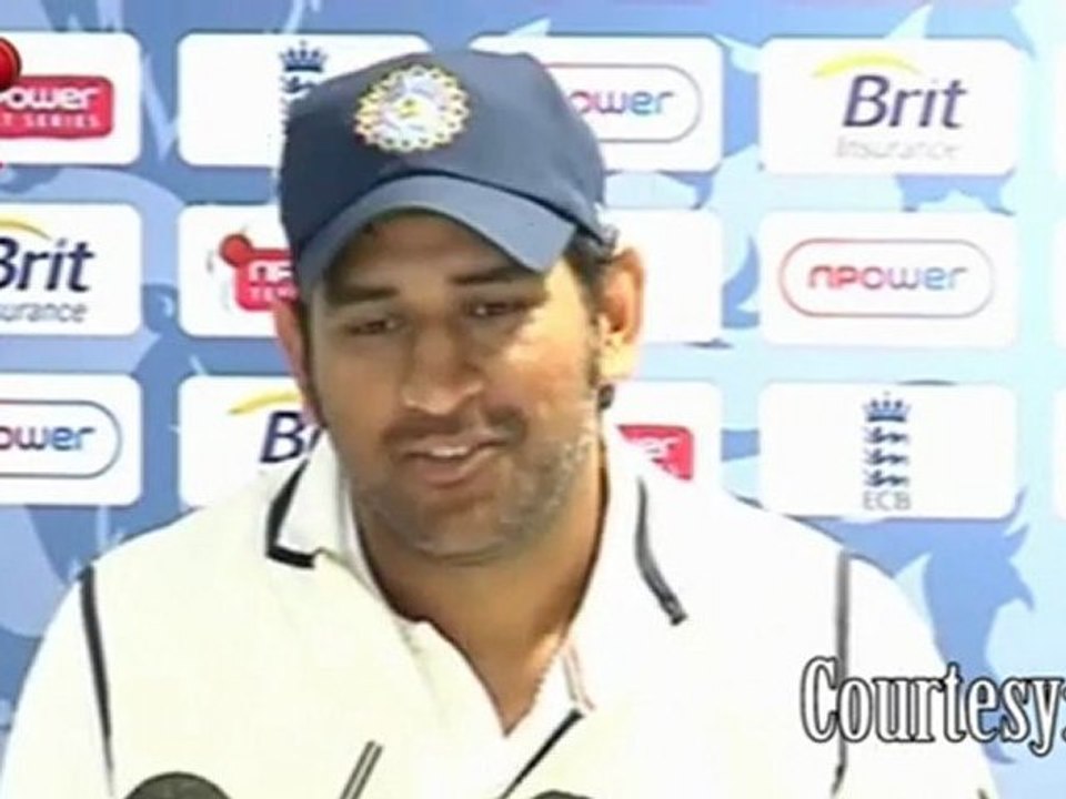 MS Dhoni praises Indian Bowlers for valuable Performance