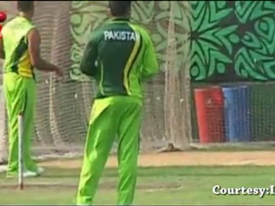 Misbah ul Haq GIVES UP his Captaincy of Pakistan Cricket