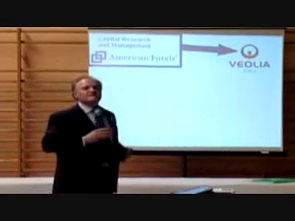 La France " une Vache à lait "_La guerre économique (2007) par François ASSELINEAU