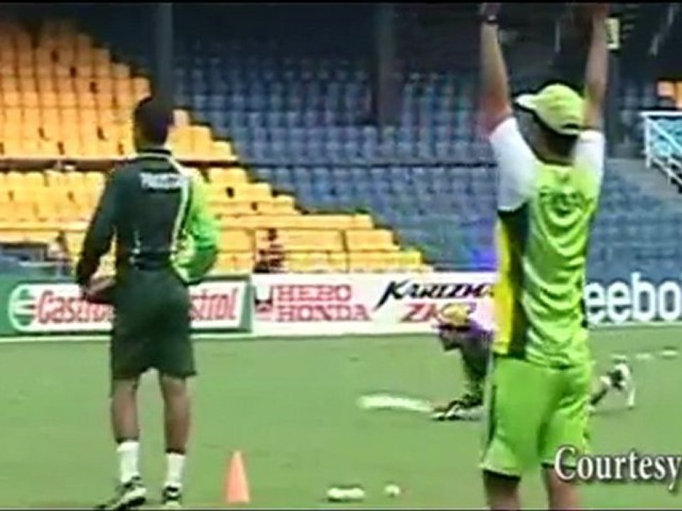 Not just a CRICKET MATCH, it's a WAR of India vs Pakistan in Semi Final