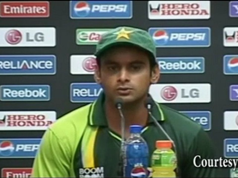 Mohammad Hafeez doesn't BELIEVE in HISTORY of India vs Pakistan