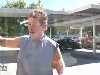 David Hasseloff KISSES girlfriend in PUBLIC !