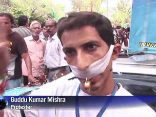 ويب-الناشط الهندي المناهض للفساد يقرر الصوم في ظل الاحتجاجات