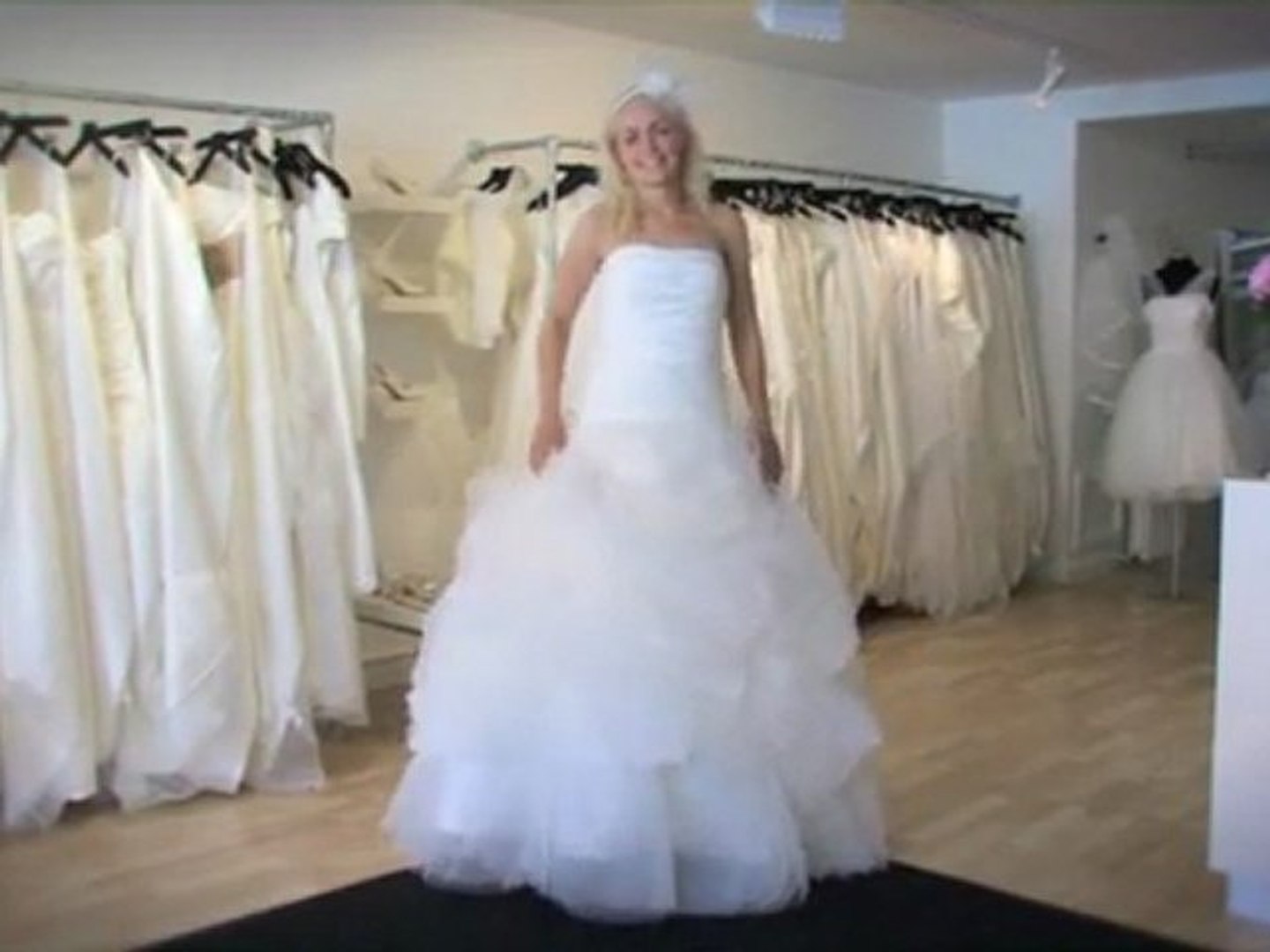 Brudekjoler Køge Fuhrmanns Brudekjoler - Video Dailymotion