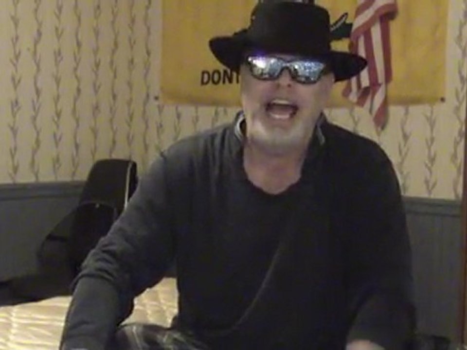 Reid Baer takes a MUSICAL break !