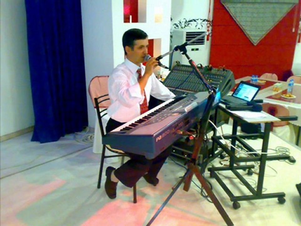 Emin ÖZTÜRK-Yarım Bıraktın