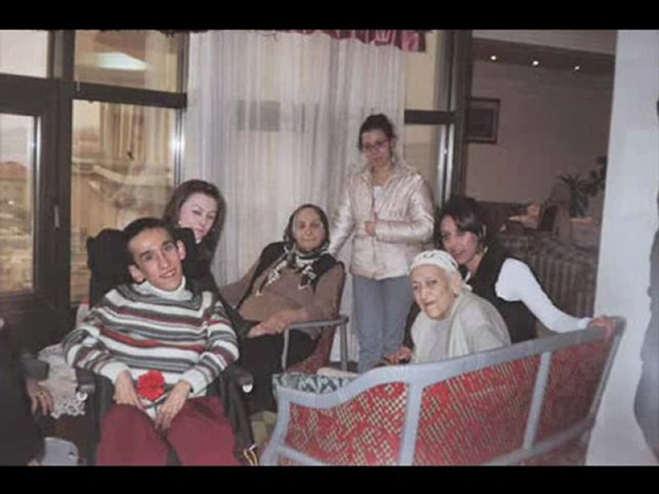 Serdar Ortaç Fan Club Huzurevi Ziyareti...