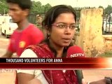 Thousand volunteers for Anna at Ramlila ground