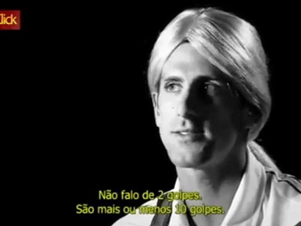 Djokovic ataca de imitador e encarna Maria Sharapova