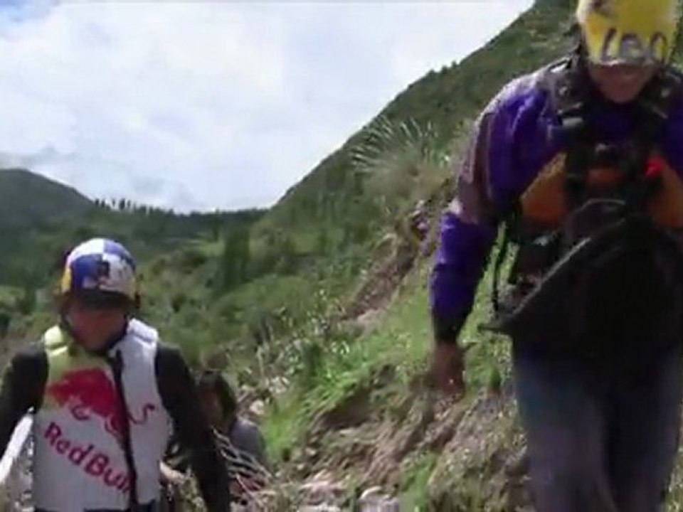 WAPALA Mag N°62 : Windsurf à Jaws, trip surf au Pérou, Robby Naish en stand up paddle