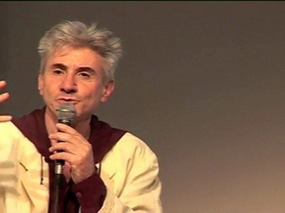 CONTRACTION DU TEMPS ET CHANGEMENT DE DIMENSION