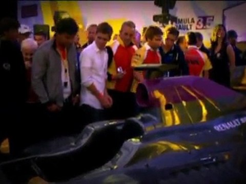 Wickens extends championship lead