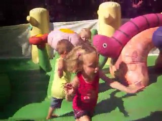 sortie bagatelle margaux au jeux gonflable