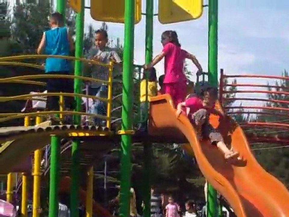 emircan-sena ve sude park show