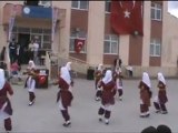 POTPORİ HALK OYUNU GÖSTERİSİ - GEBZE KARGALI İÖO 23 NİSAN 2011